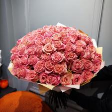 Букет из 75 розовых роз 1985