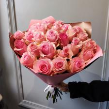 Букет из 25 розовых роз 2347