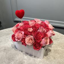 Розы микс в коробке сердце 2558